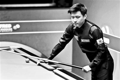 并且在防守 并且在防守