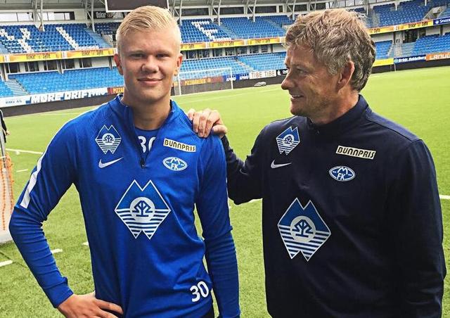 巅峰的左后 巅峰的左后