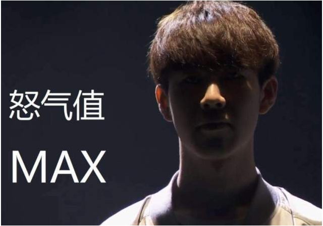 按肤色或族 按肤色或族